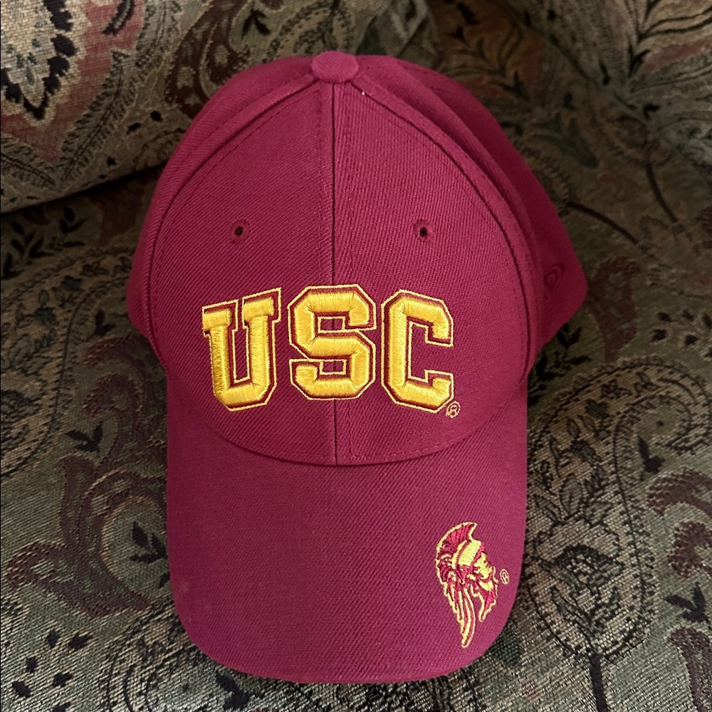 NWOT USC Official Licensed Product Cardinal and Gold Cap with Logo